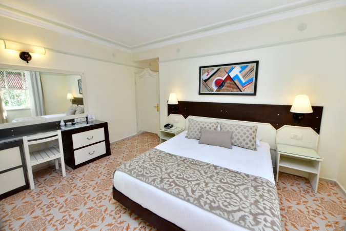 Standart Aile Odası